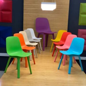 صندلی کودک تیکا با طراحی طبی مناسب فضای باز و مهد